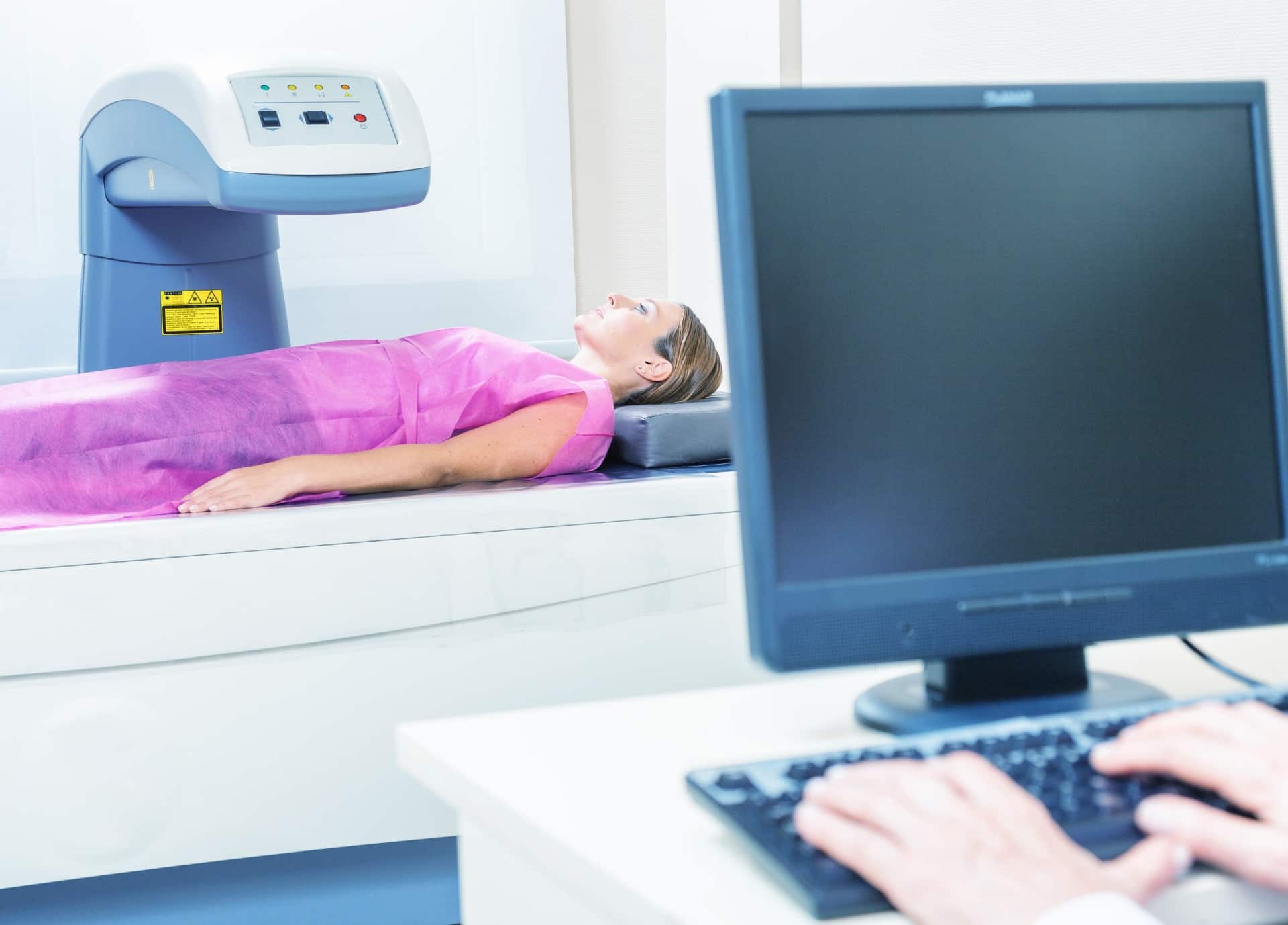 Ostéodensitométrie | Centre de radiologie IRM et scanner | Imagerie médicale HPA | Antony